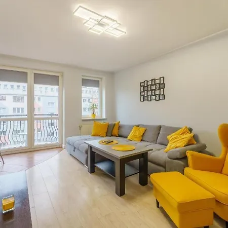 Komfortowy Apartament Wakacyjny Blisko Centrum Kolobrzegu Apartament