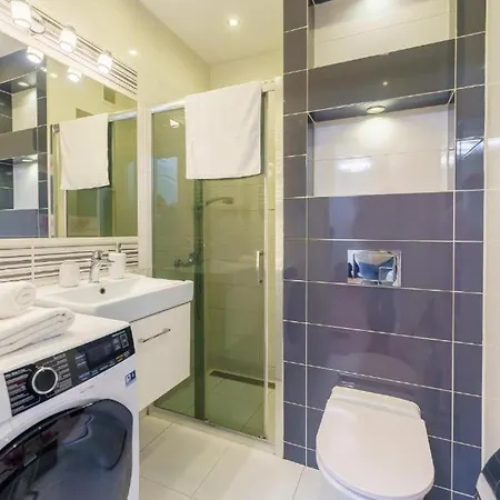 Apartament Komfortowy Apartament Wakacyjny Blisko Centrum Kolobrzegu *